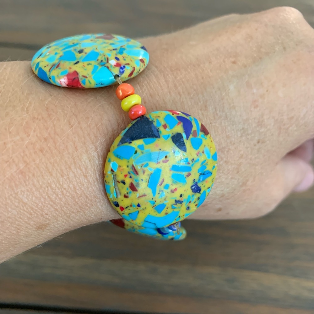 Fabulous vintage stone stretch bracelet